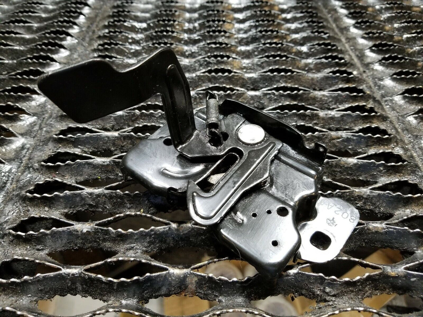 11 12 Dodge Caliber Hood Lock Latch Actuator OEM