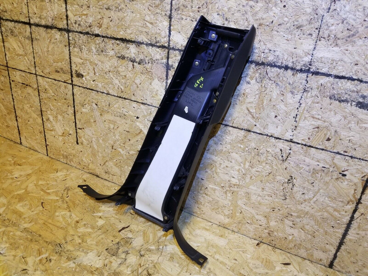 06 07 08 Infiniti Fx35 Center Lower B Pillar Trim Panel Left Driver Side OEM