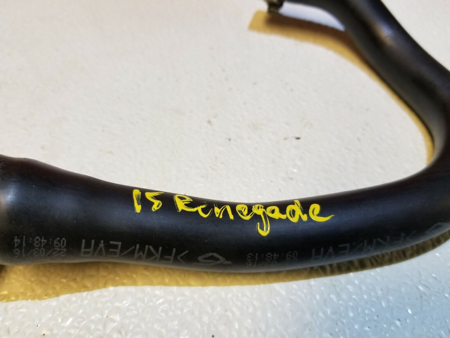 15 16 17 Jeep Renegade 2.4l Coolant Hose Pipe OEM 20k Miles