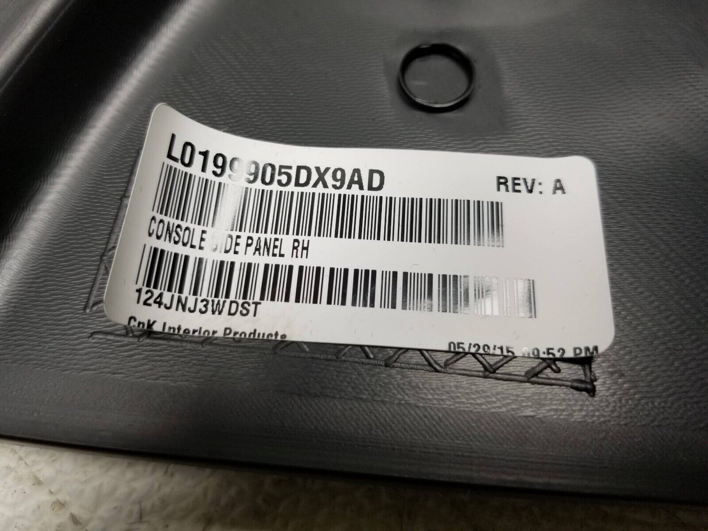 15 16 17 18 19 Chrysler 300 Center Console Trim Right Passenger Side OEM 42k