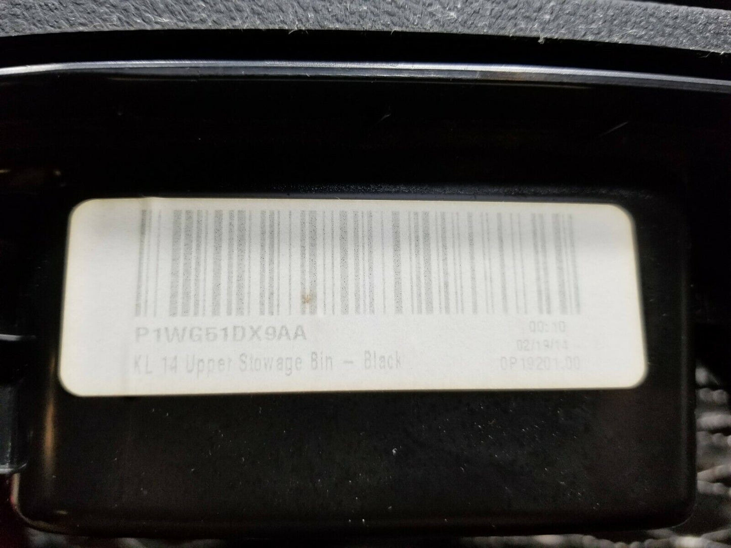 14 15 16 17 Jeep Cherokee Upper Storage Bin OEM