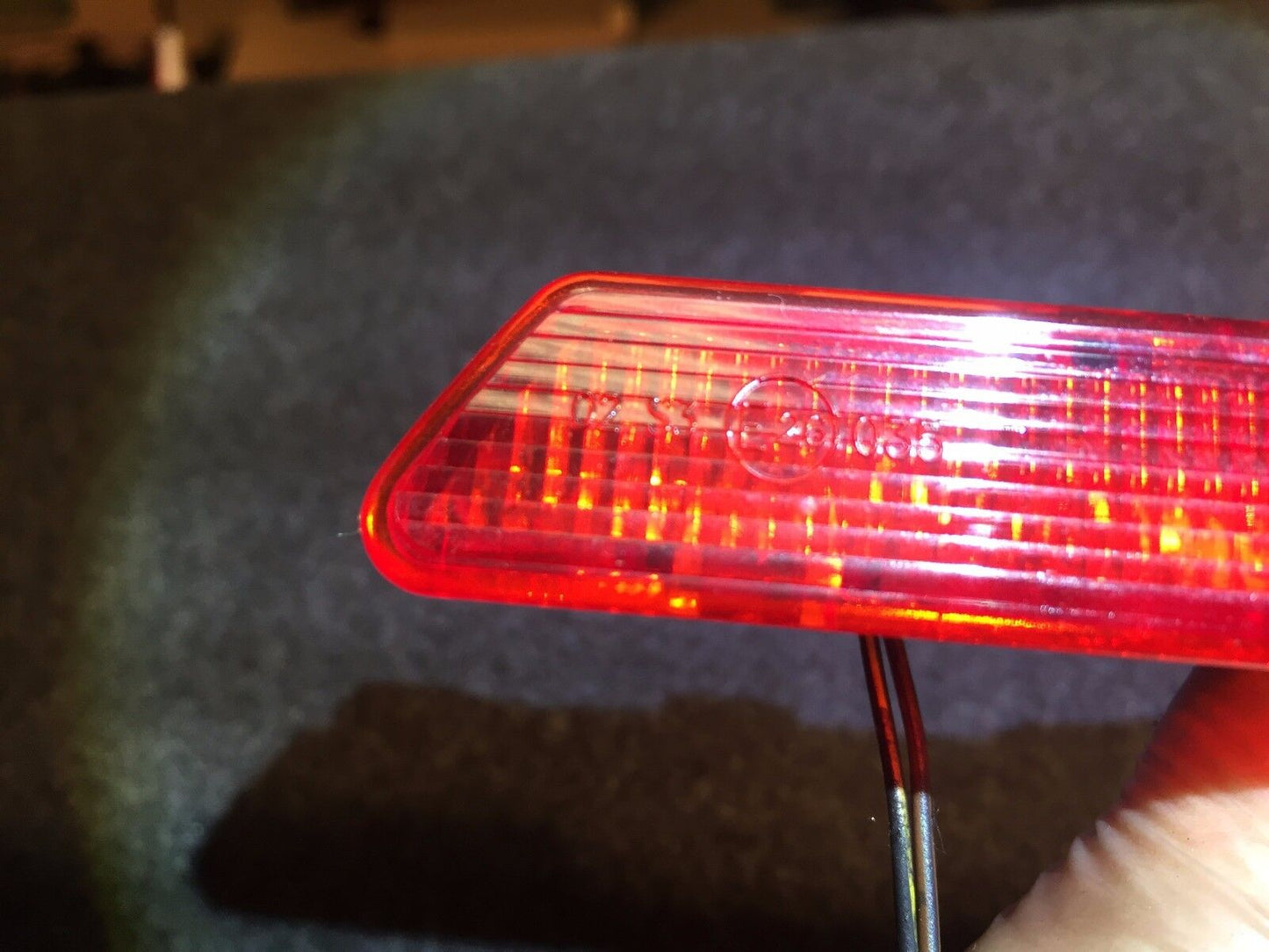 02 03 04 05 06 07 08 BMW E65 745i Rear Deck 3rd Third Brake Stop Light OEM