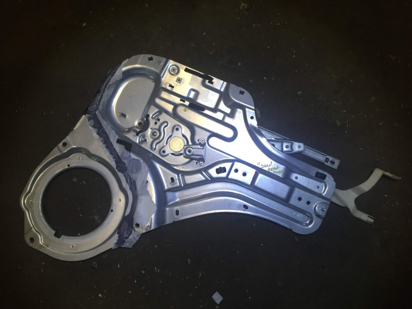 10 2010 11 2011 Kia Soul Rear Right Rh Door Window Regulator  OEM A1 57k