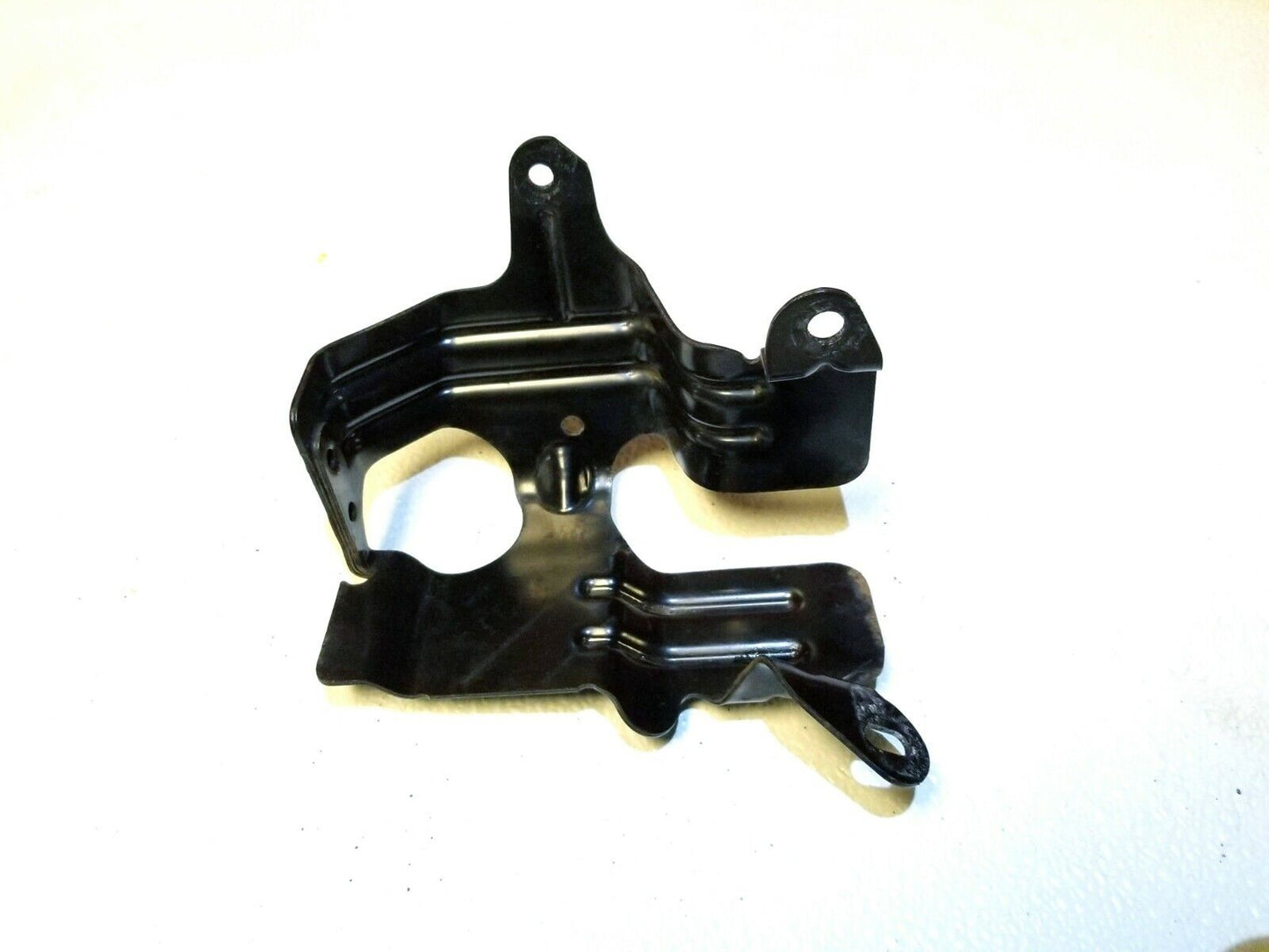 15 16 17 18 Chevy Impala 2.5l High Pressure Fuel Pump Bracket OEM