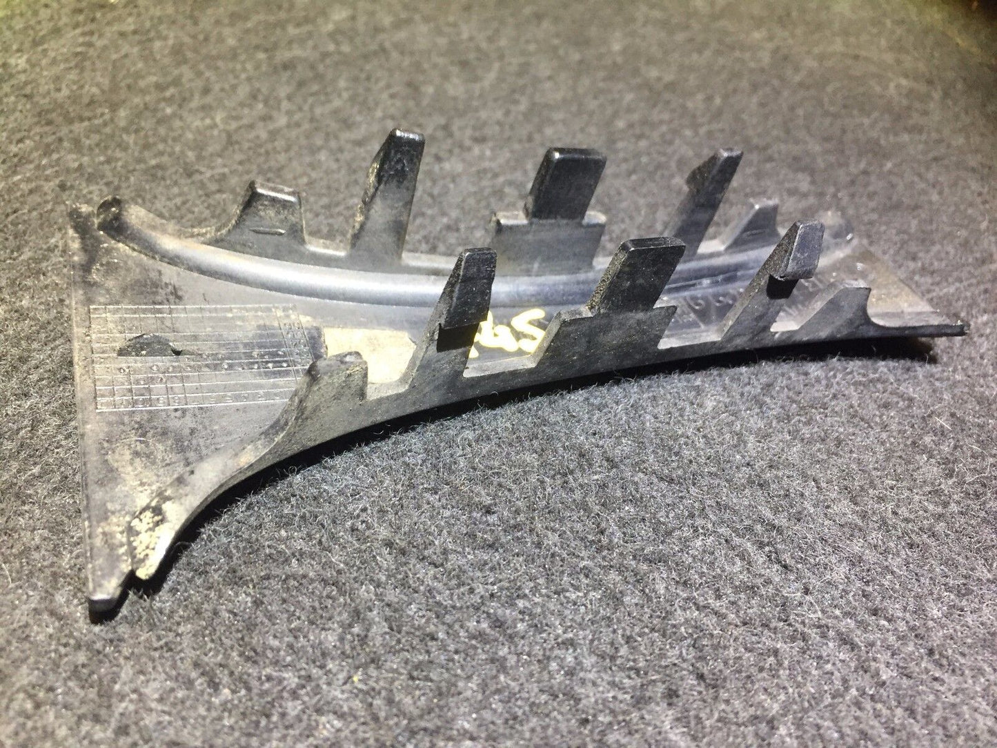 02 03 04 05 BMW 745i E65 Front Center Cover Trim Molding OEM