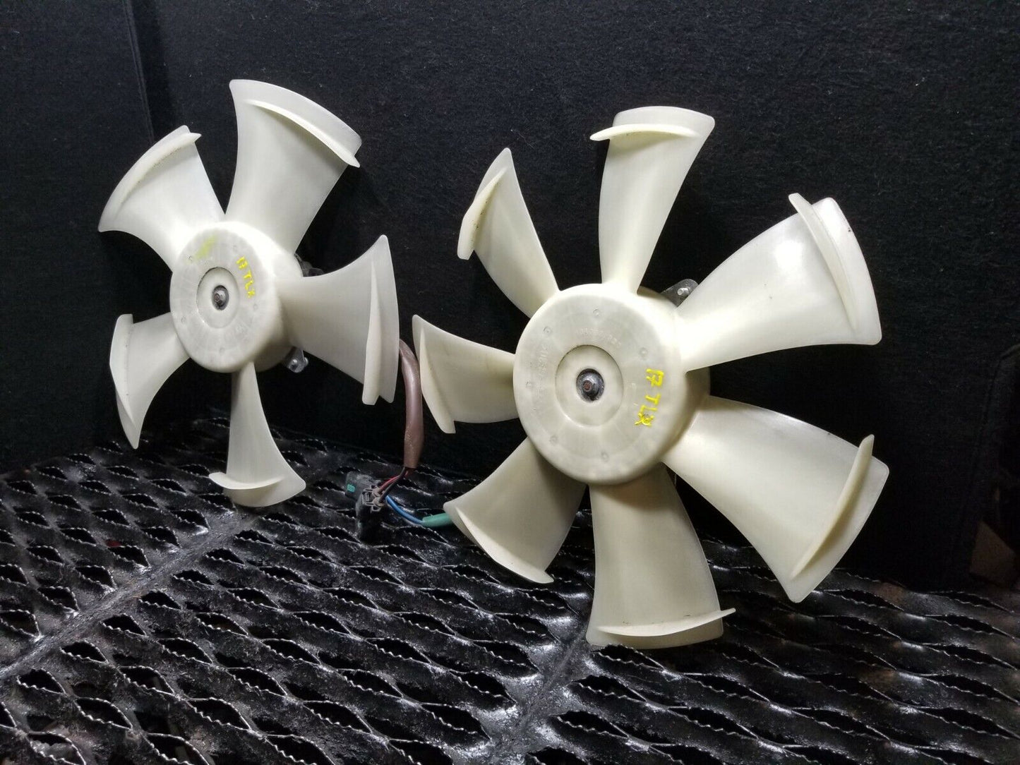 15 16 17 Acura TLX 2.4l Radiator Cooling Fan (pair) OEM