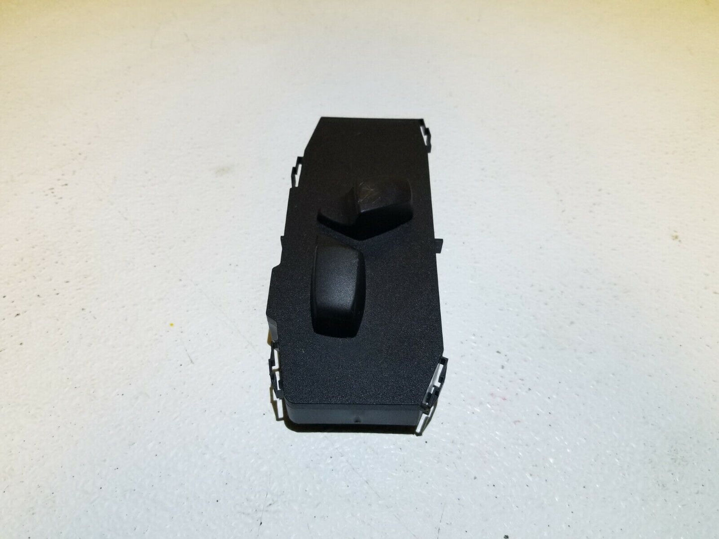 09 10 11 12 BMW 328xi E90 Front Right Passenger Seat Adjust Switch Control OEM