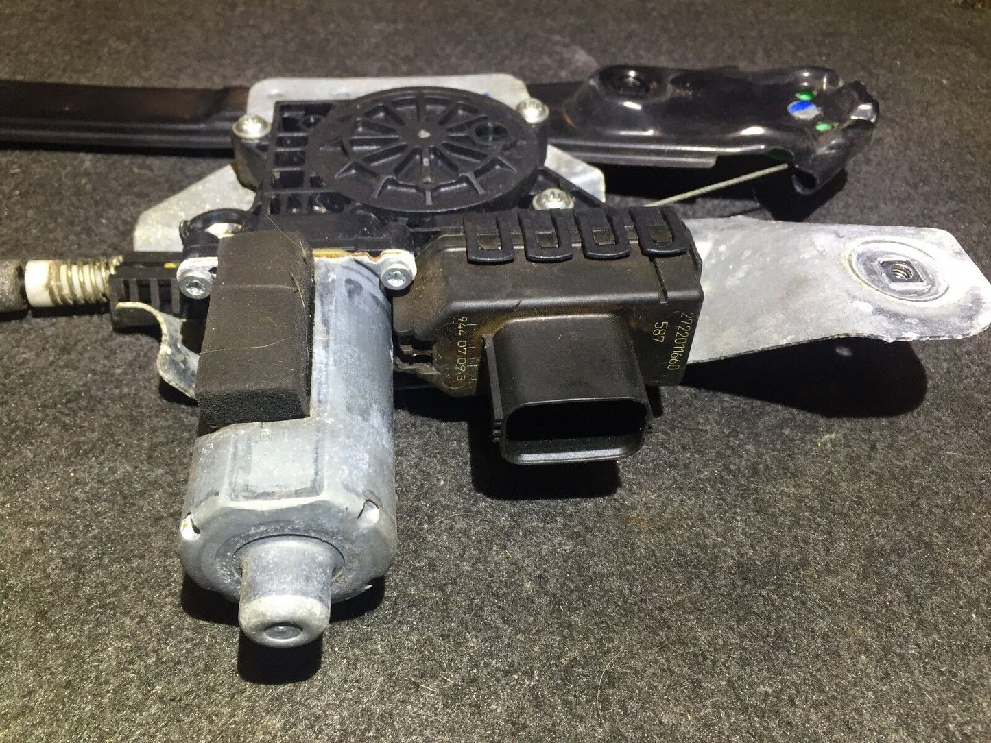 04 05 06 07 08 09 Jaguar Xj8 XJ Left Rear Driver Side Window Regulator Motor OEM