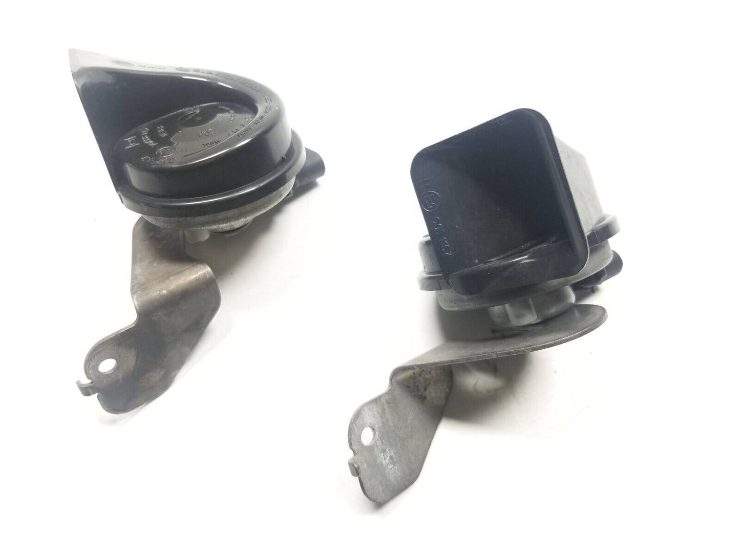 09 10 11 12 BMW 750li Horn Signal Pair OEM