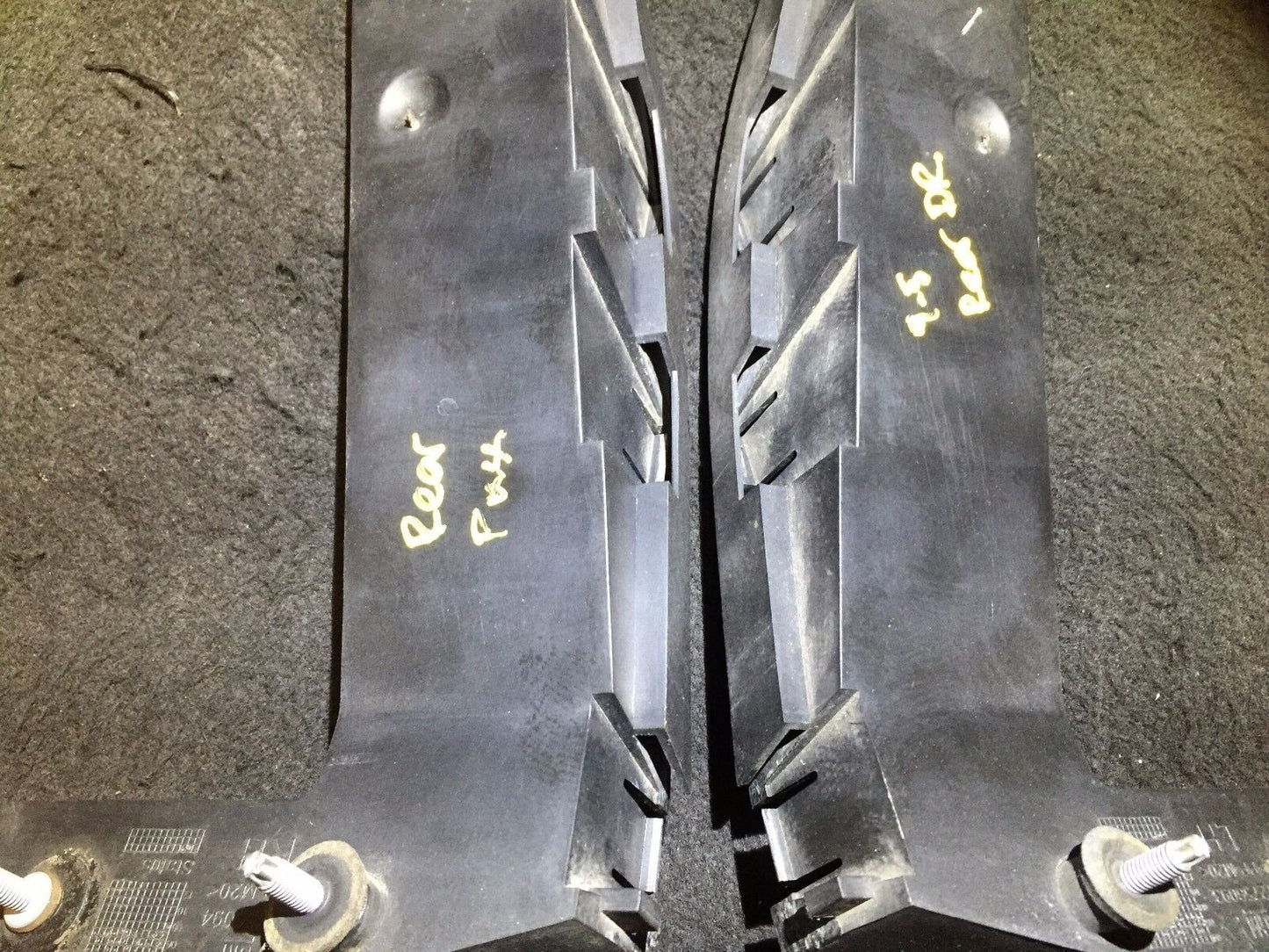 06 07 08 09 Saab 9-5 95 Rear Right & Left Bumper Bracket Pair OEM