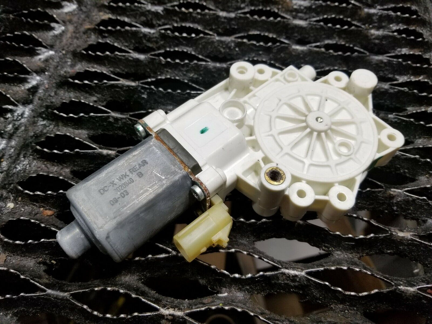 06 07 08 09 10 Jeep Grand Cherokee Rear Right Pass Side Door Window Motor OEM