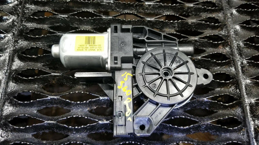 14 15 16 17 Volvo S60 Rear Left Driver Side Door Window Regulator Motor OEM