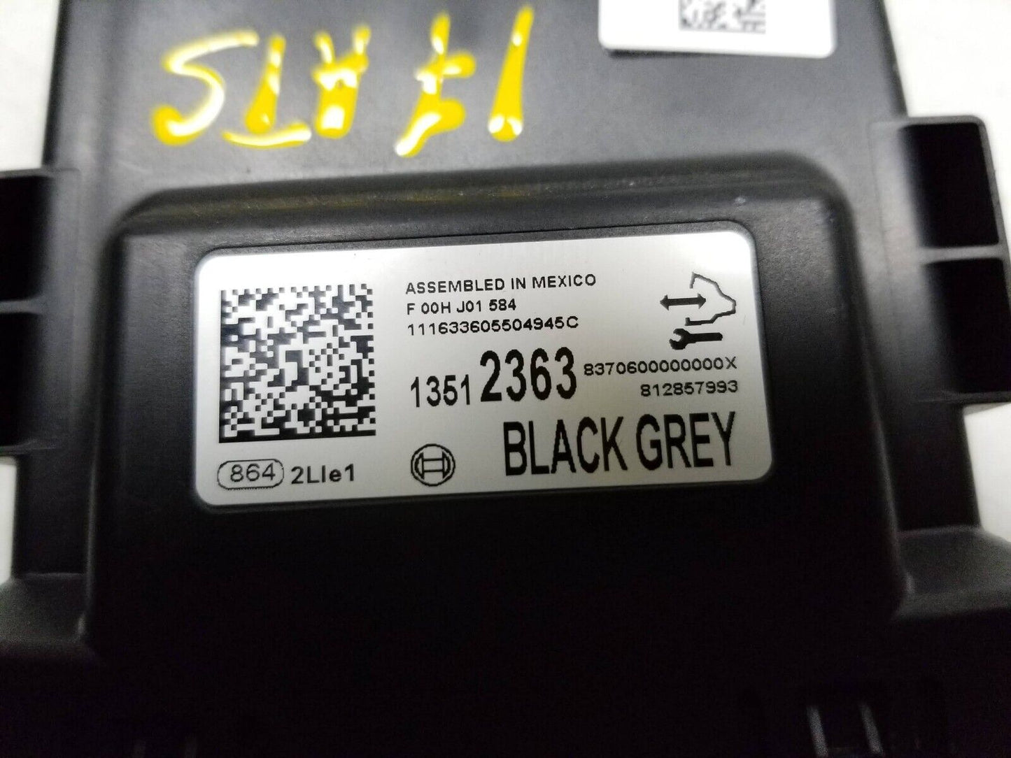 2015 - 2018 Cadillac Ats Park Assist Module 13512363 OEM