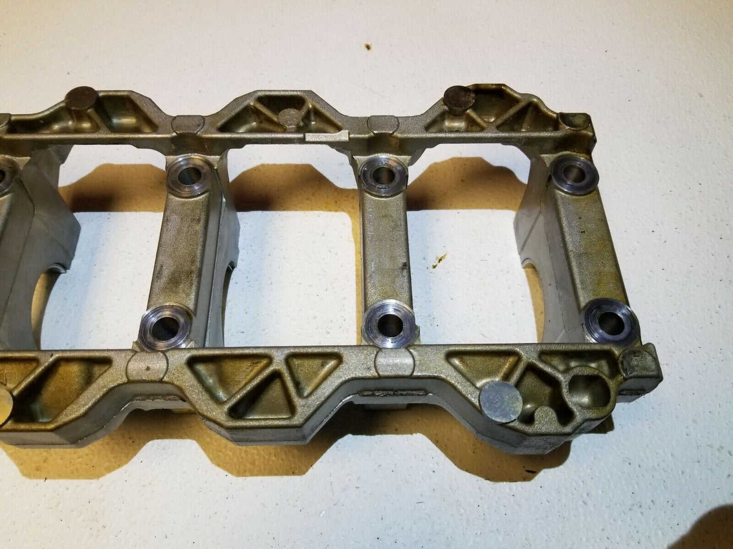 12 13 14 15 Ford Focus 2.0l Crankshaft Housing Bracket OEM 49k Miles