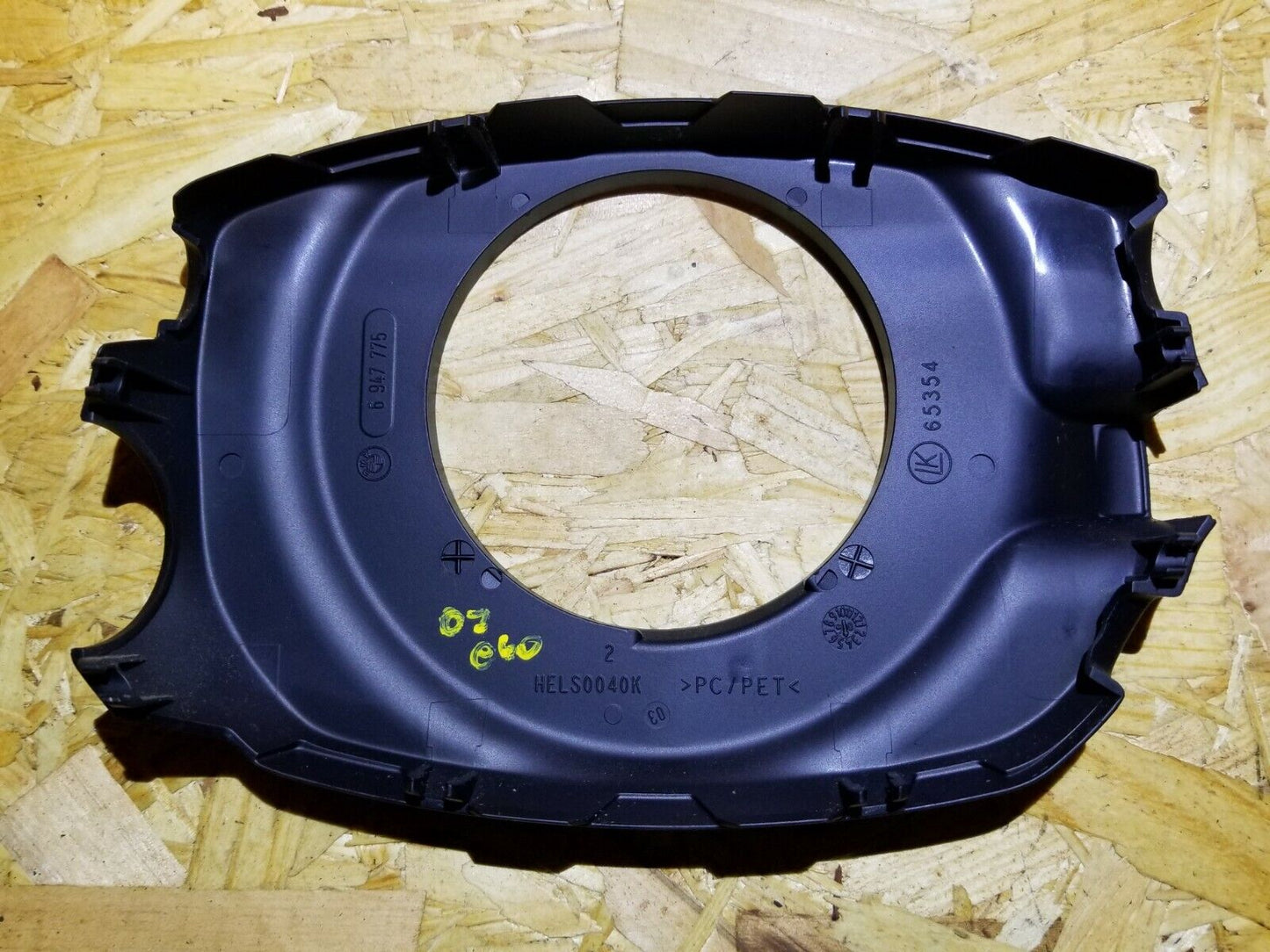 04 05 06 07 BMW 530xi E60 Steering Column Ring Cover Trim 6947775 OEM