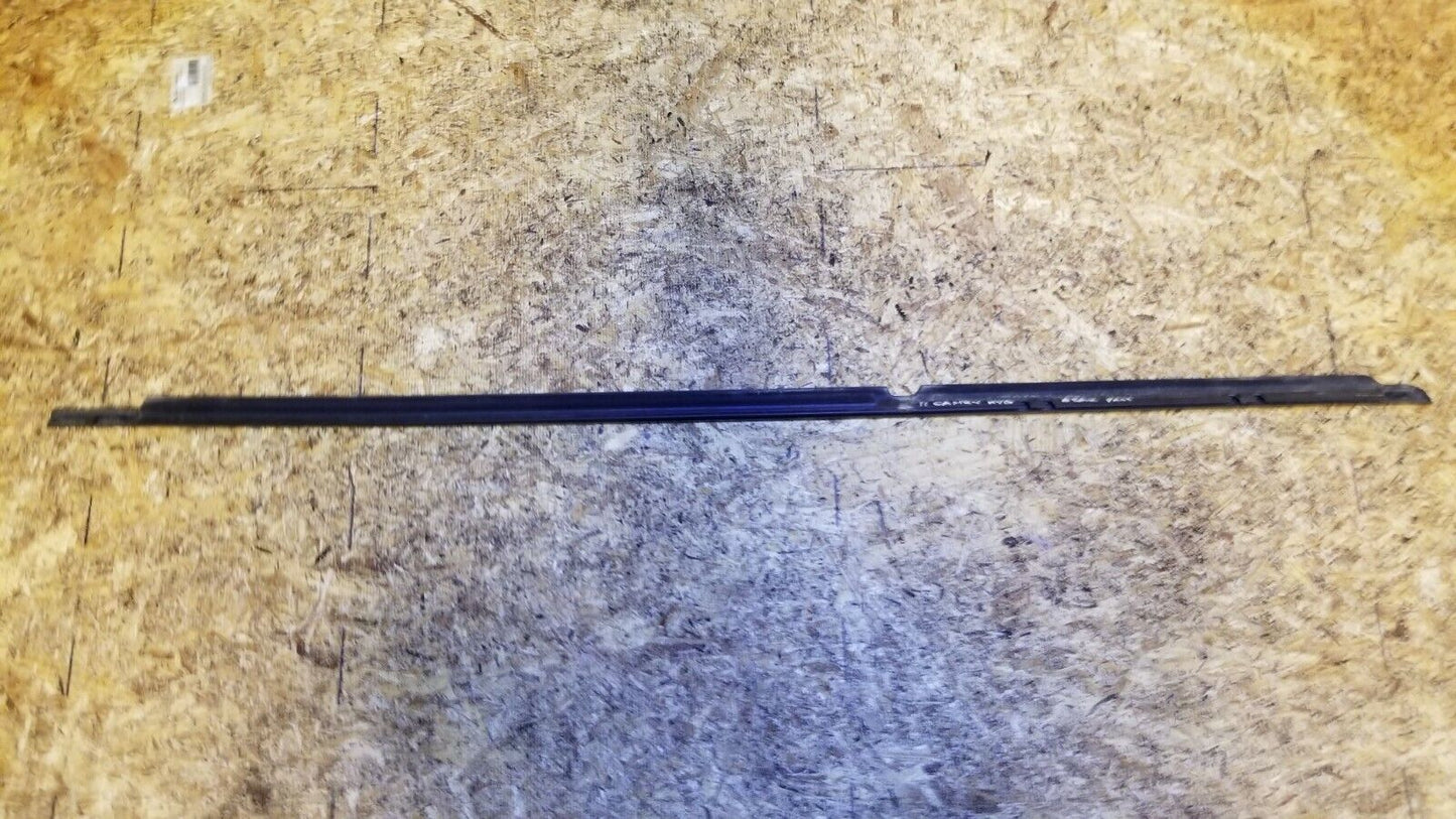 09 10 11 Toyota Camry Hybrid Rear Pass Door Window Glass Belt Seal Molding OEM