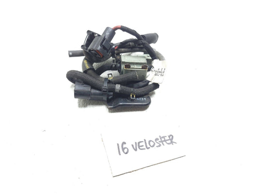 13 14 15 16 Hyundai Veloster Fuel Vapor Canister Valve OEM