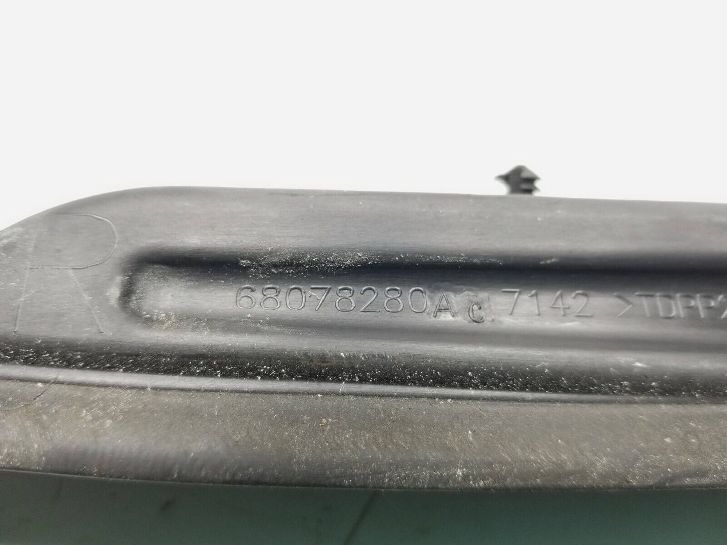 12 - 16 Dodge Grand Caravan Rear Door Seal C Pillar Line Trim Passenger Side OEM