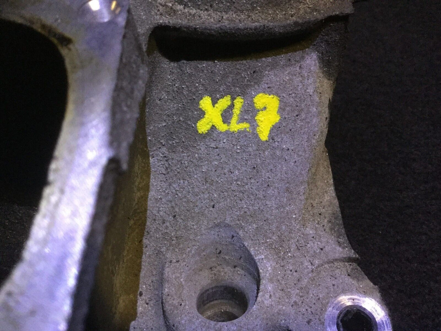 07 08 09 Suzuki Vitara Xl-7 3.6l Lower Intake Manifold OEM D9