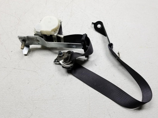2007 - 2014 Lincoln Navigator Front Left Driver Seat Belt Retractor OEM