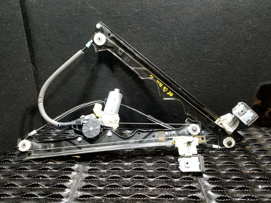 06 07 08 09 10 Jeep Grand Cherokee Front Right Pass Door Window Regulator OEM