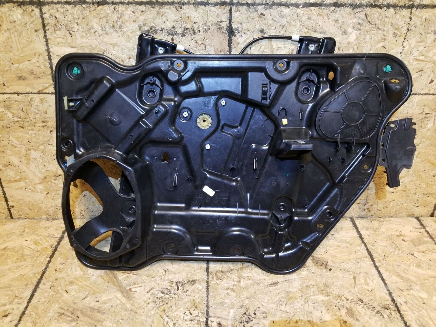 12 13 14 15 16 Dodge Journey Front Right Pass Door Window Regulator Panel OEM