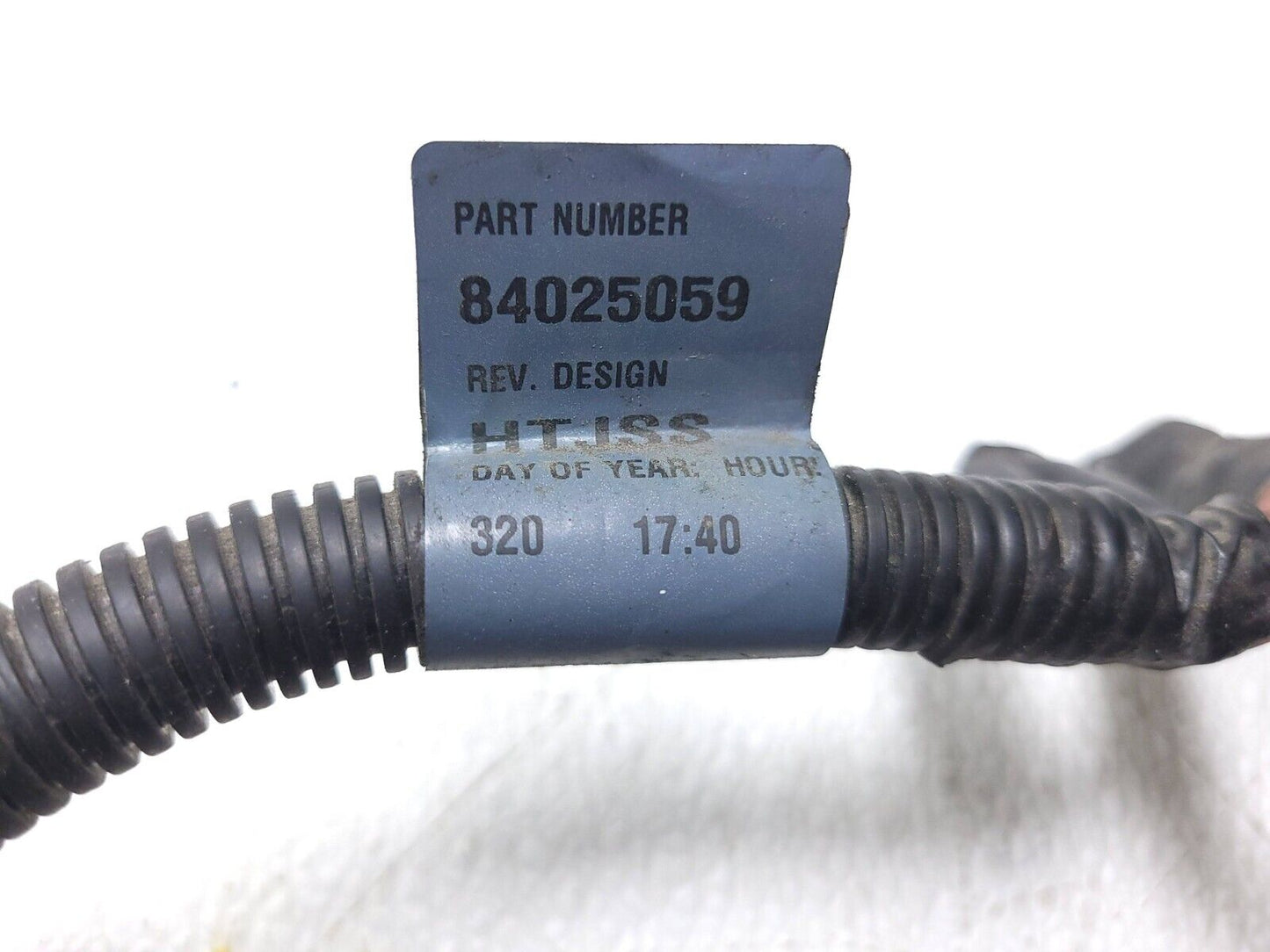 2016 - 2018 Cadillac Ats Starter Motor Wiiring Wire Cable 84025059  2.0l OEM