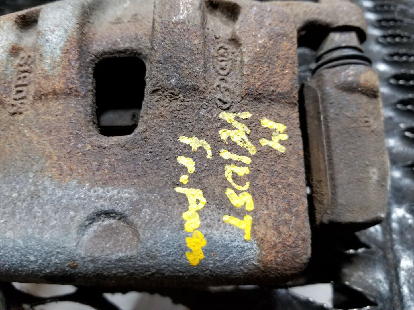12 13 14 15 16 Hyundai Veloster Front Right Pass Side Brake Caliper OEM
