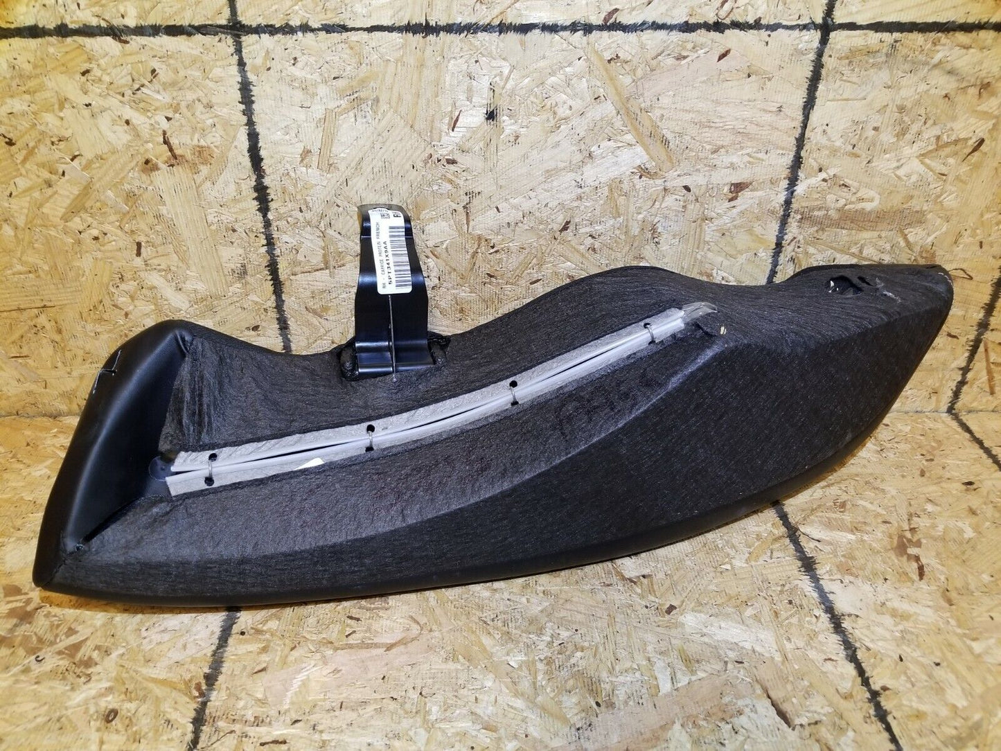 15 16 17 Chrysler 300 Rear Seat Right Passenger Side Bolster Leather OEM