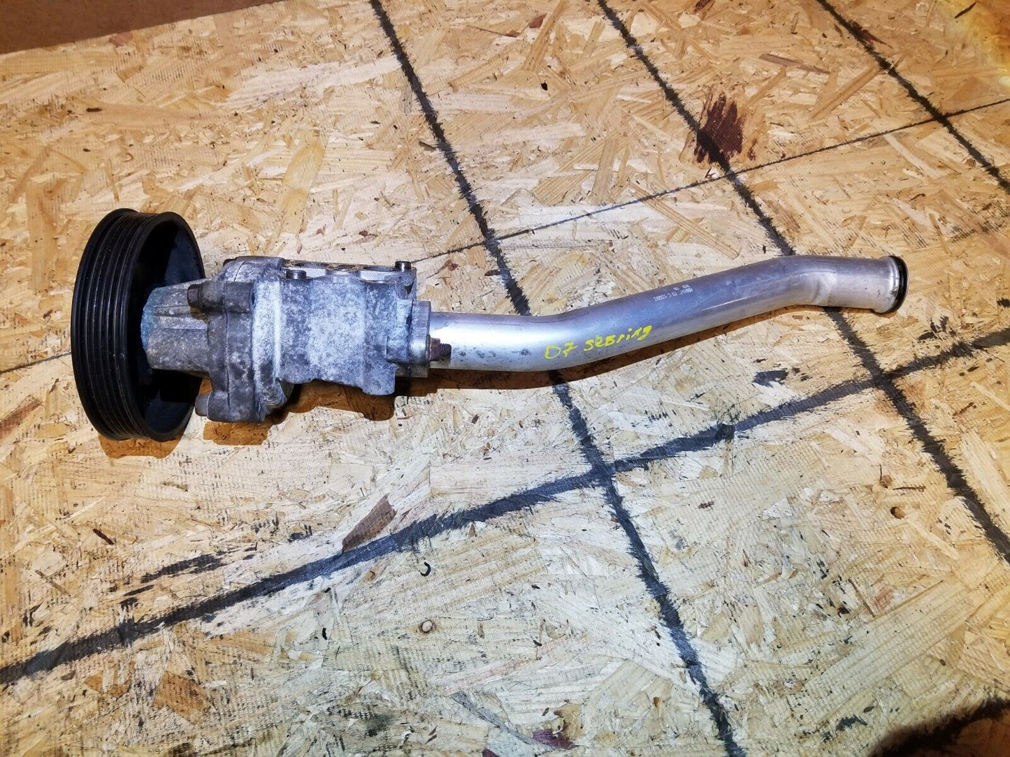 07 08 09 10 Chrysler Sebring 2.4l Water Pump W/ Pulley OEM