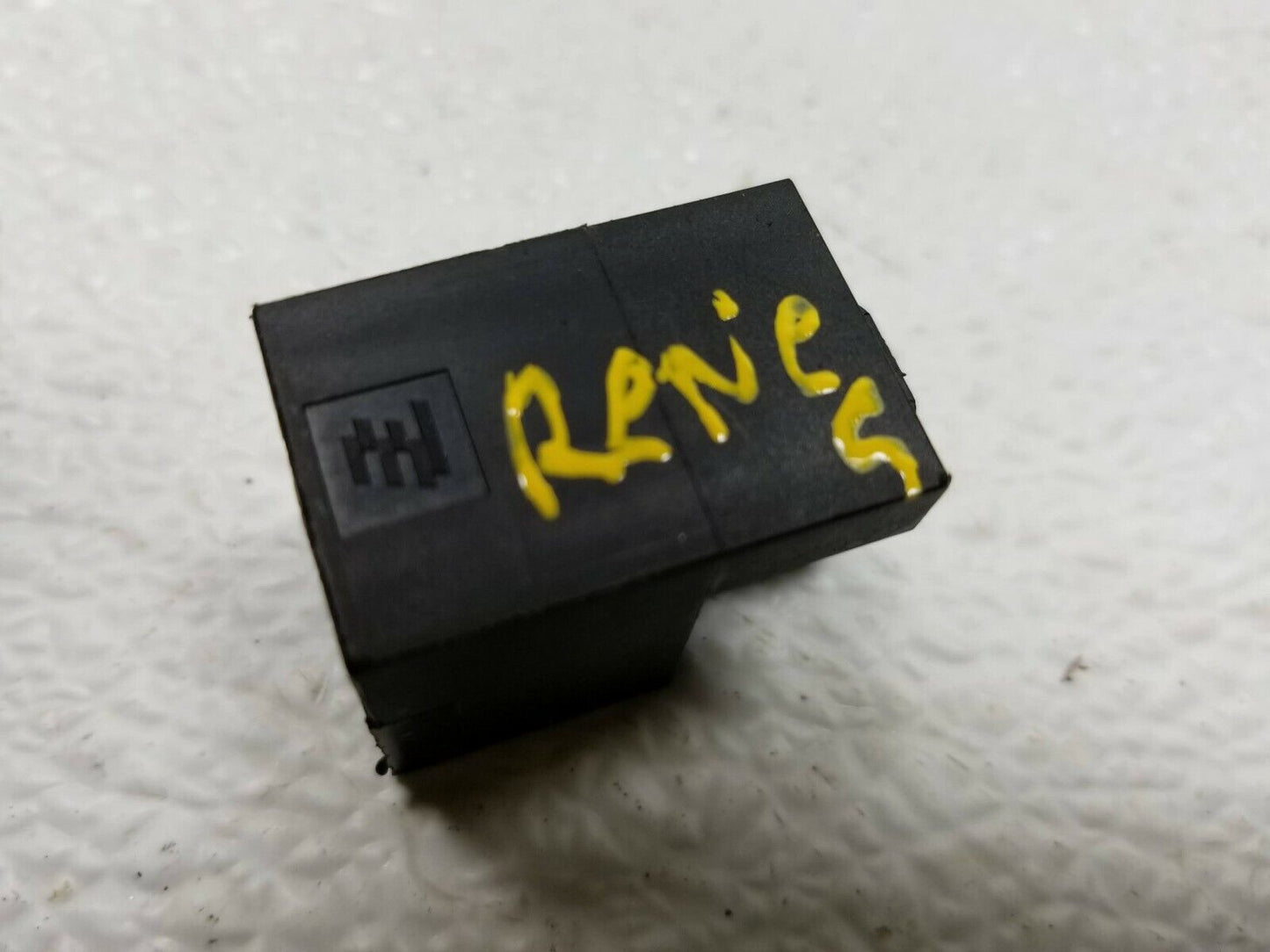 15 16 17 Jeep Renegade Front Right Pass Seat Position Sensor OEM 62k Miles