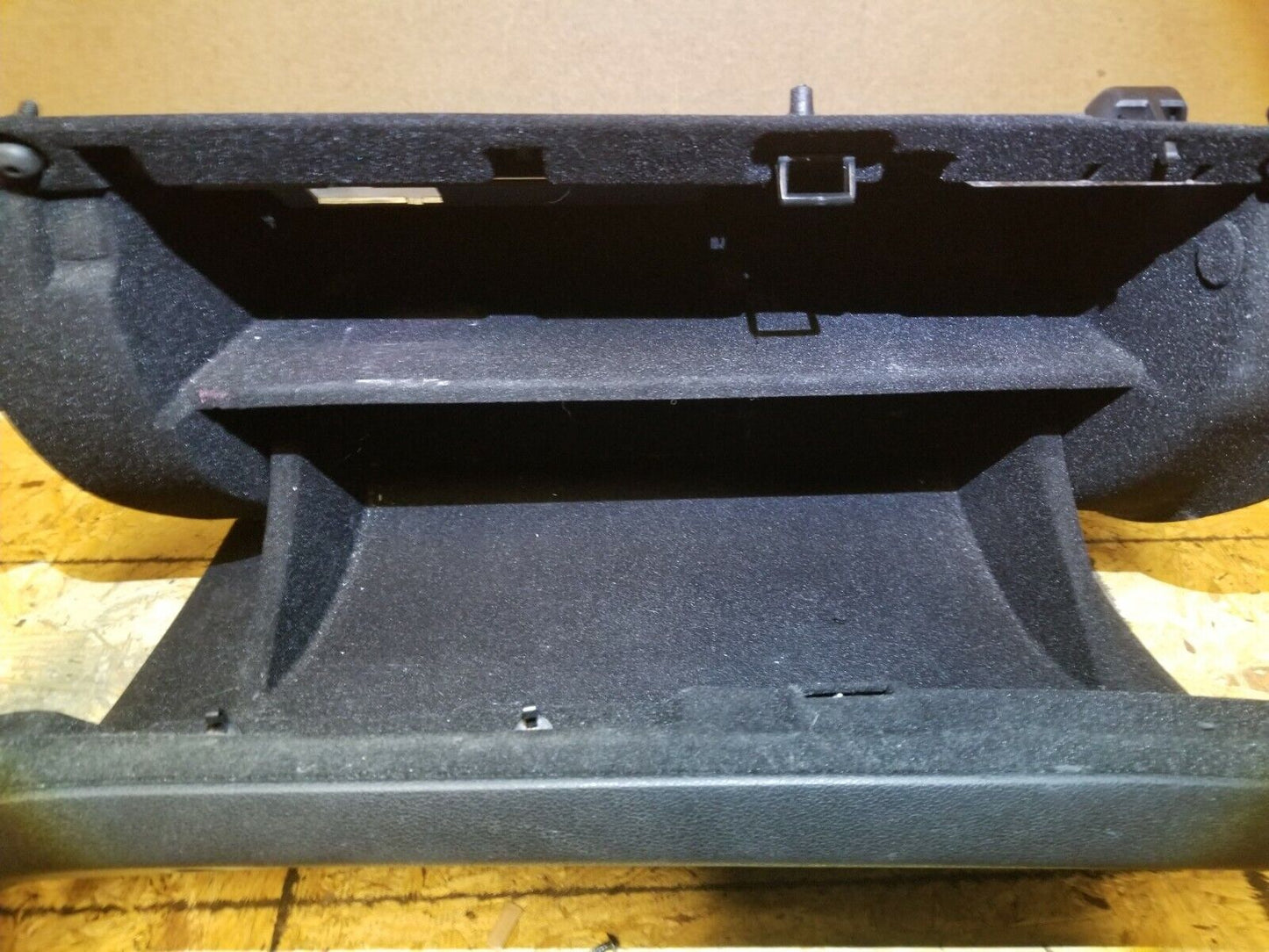 07 08 09 10 Mercedes R350 Glove Box OEM