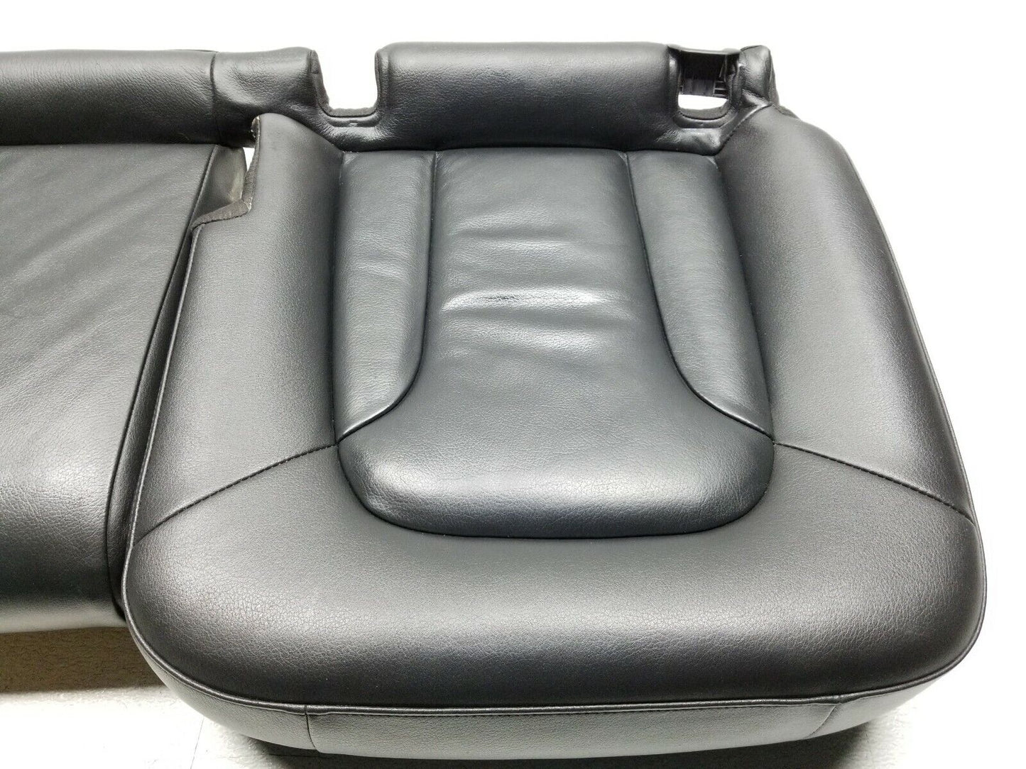 11 12 13 14 15  Audi Q7 Rear 2nd Row Seat Left Driver Side Lower Cushion OEM 87k