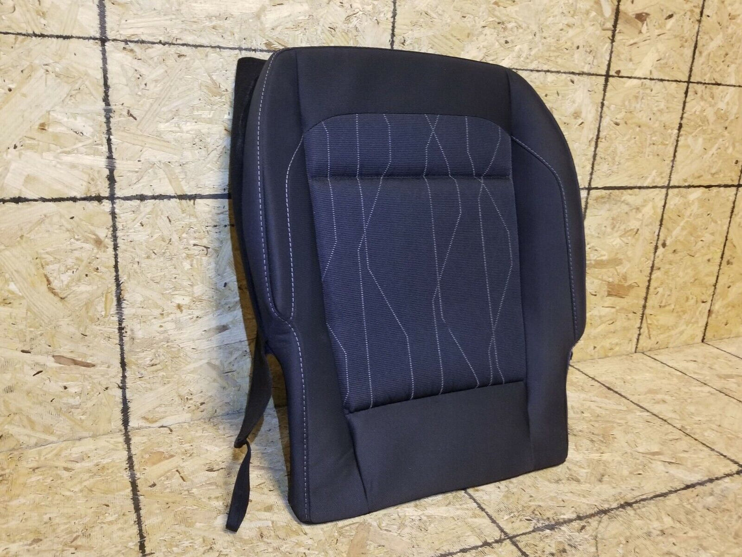 18 19 20 Ford Ecosport Front Passenger Seat Right Side Lower Cushion OEM 532mi