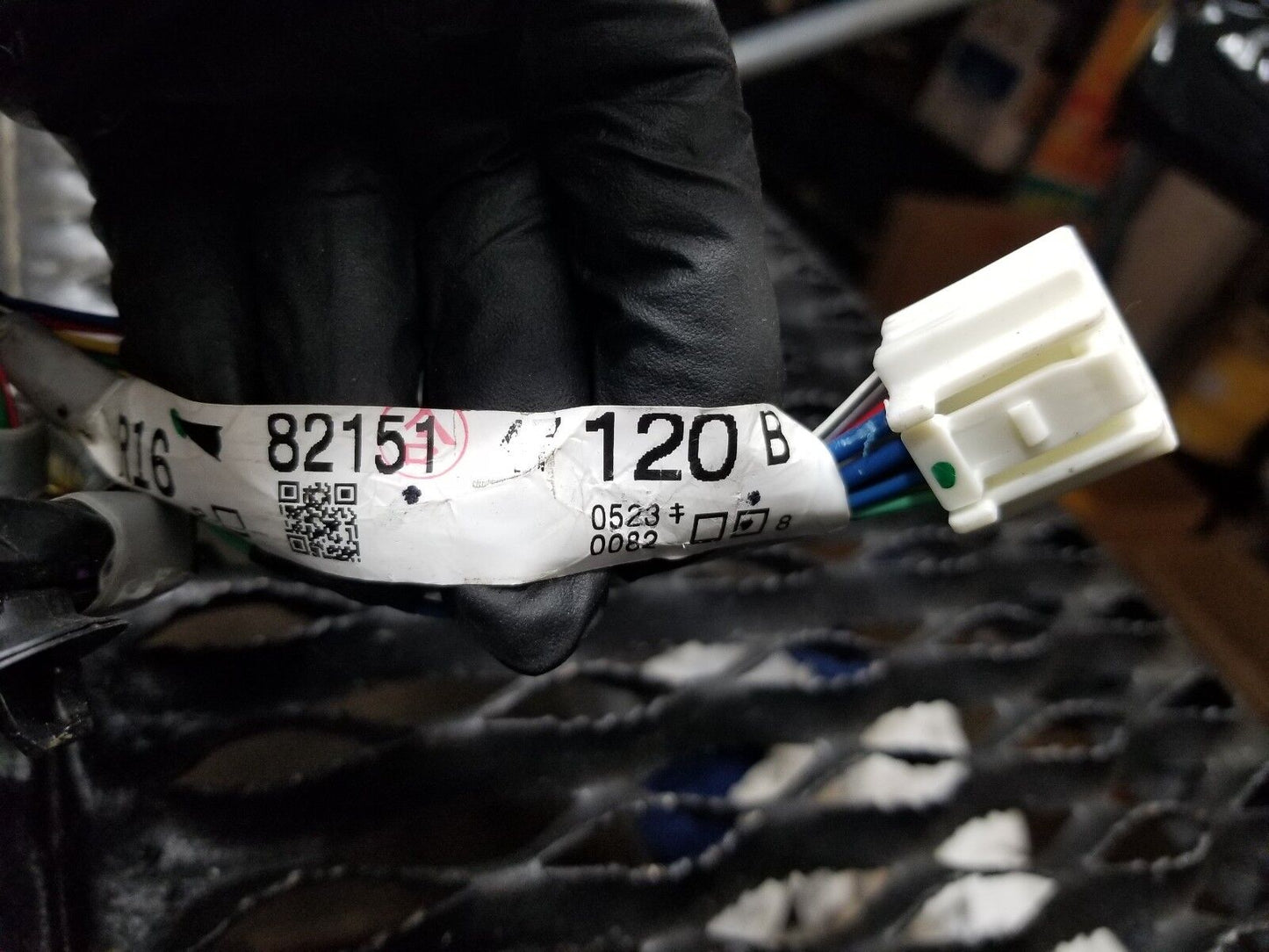 04 05 06 07 08 09 Toyota Prius Front Right Passenger Door Wire Harness Oem.