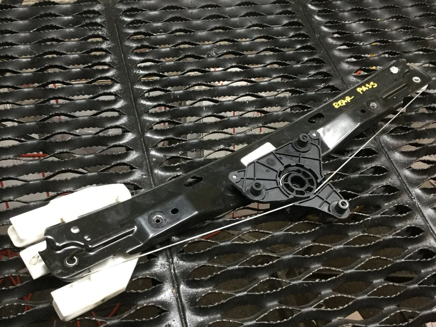 07 08 09 Chrysler Sebring Window Regulator Rear Right Pass Side 68023518aa OEM