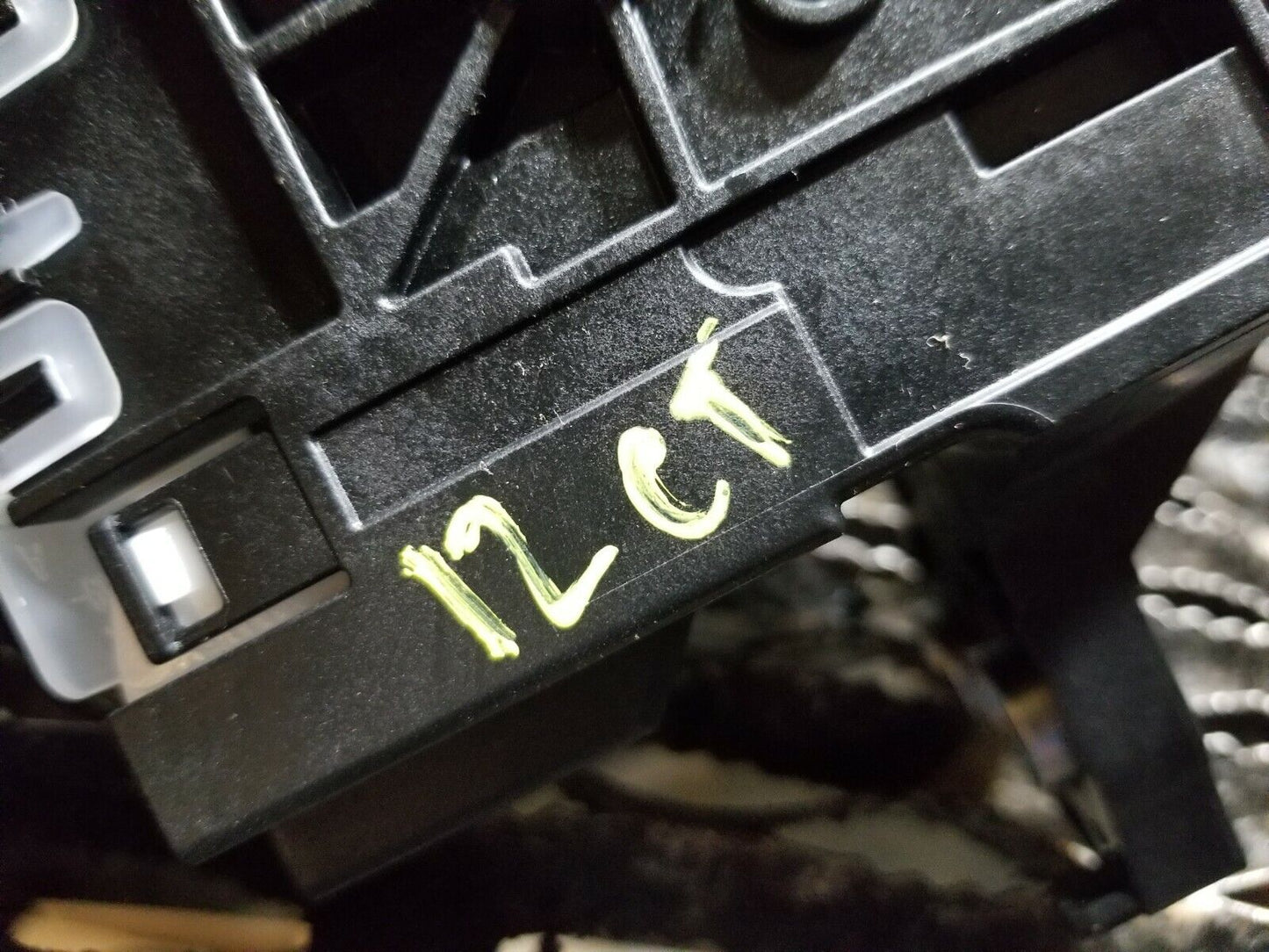 11 12 13 14 15 Lexus CT200h Gear Shift Shifter Selector Lever 75c833-lhd OEM
