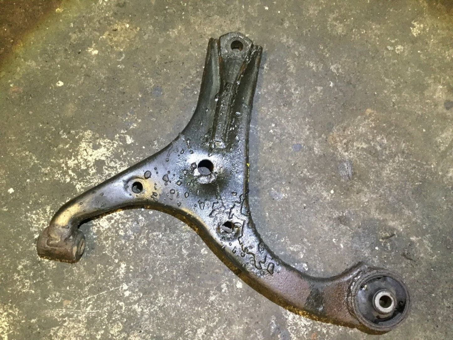 06 07 08 09 10 11 Kia Rio Front Left Driver Lower Control Arm OEM