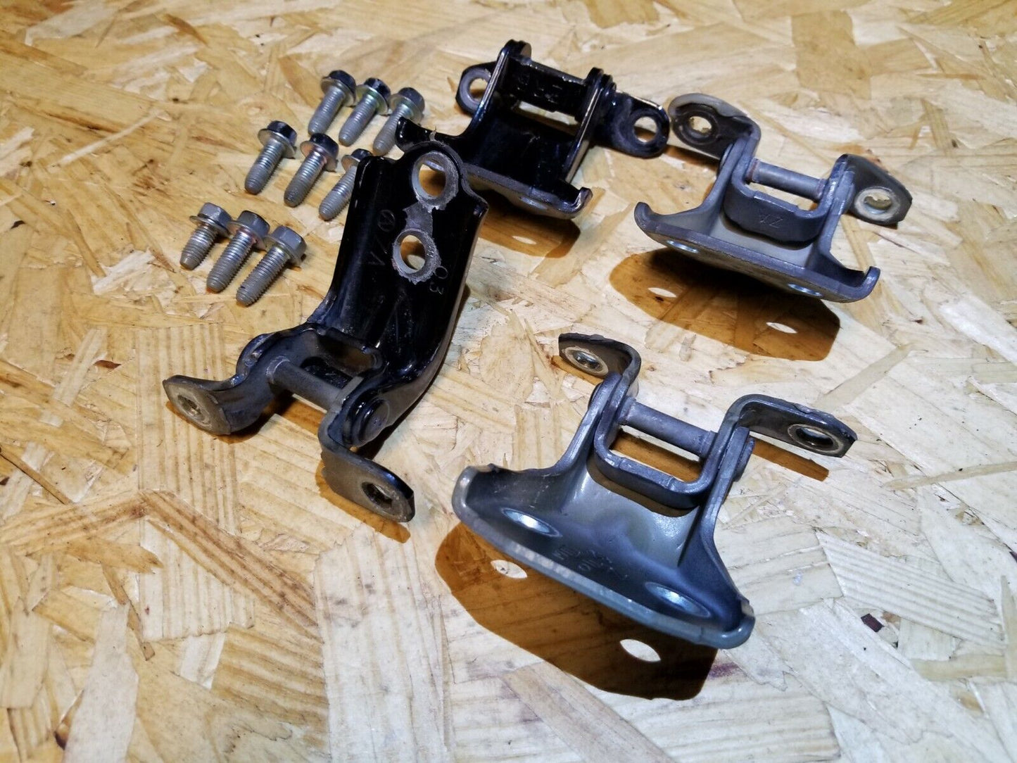 10 11 12 13 14 Subaru Legacy Front & Rear Door Hinge Left Driver Side OEM