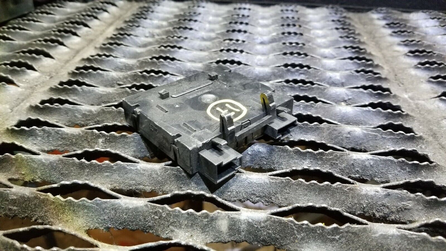 06-09 W219 Mercedes Keyless Go Entry Control Module 2118203985 OEM #17