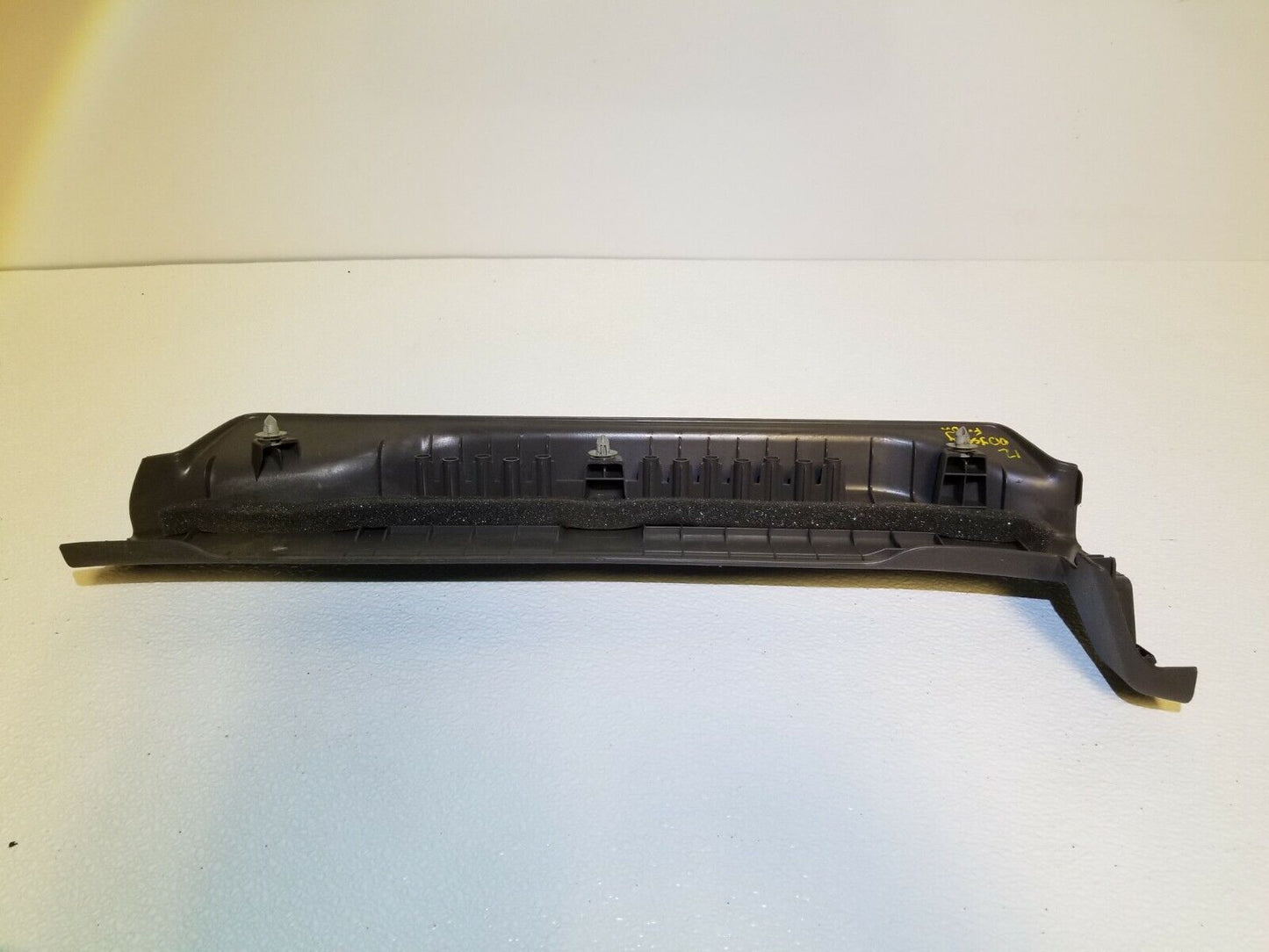 11 12 13 Honda Odyssey Front Left Driver Door Scuff Plate Trim OEM