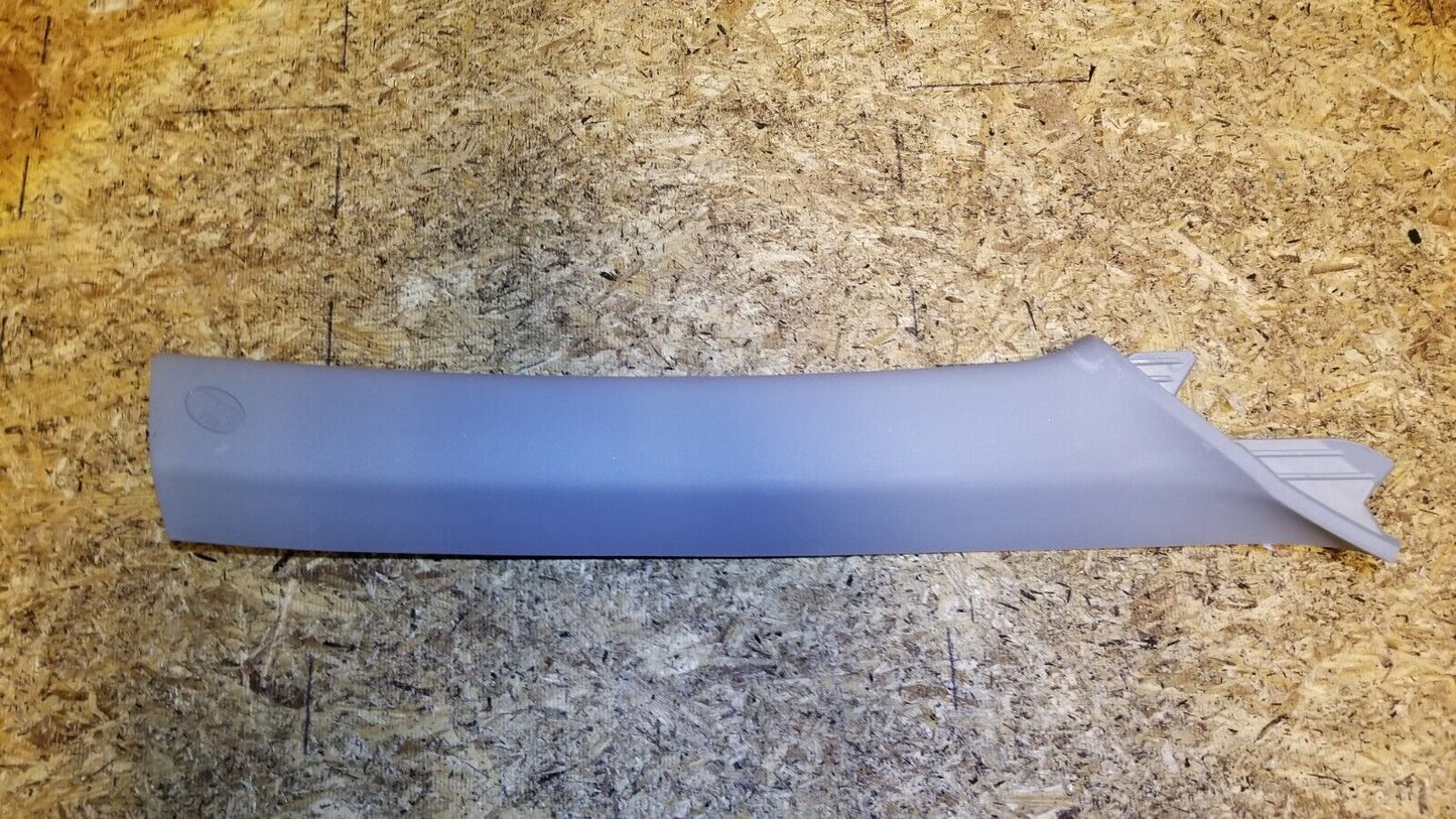 09 10 11 Toyota Camry Hyb Front Right Pass Side A Pillar Windshield Trim OEM