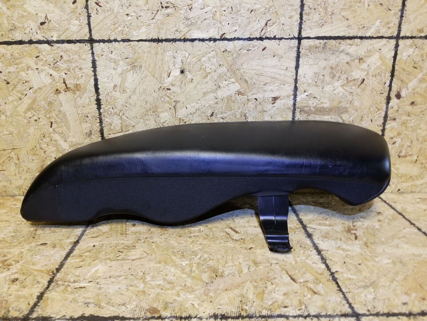 15 16 17 Chrysler 300 Rear Seat Left Driver Side Bolster Leather OEM