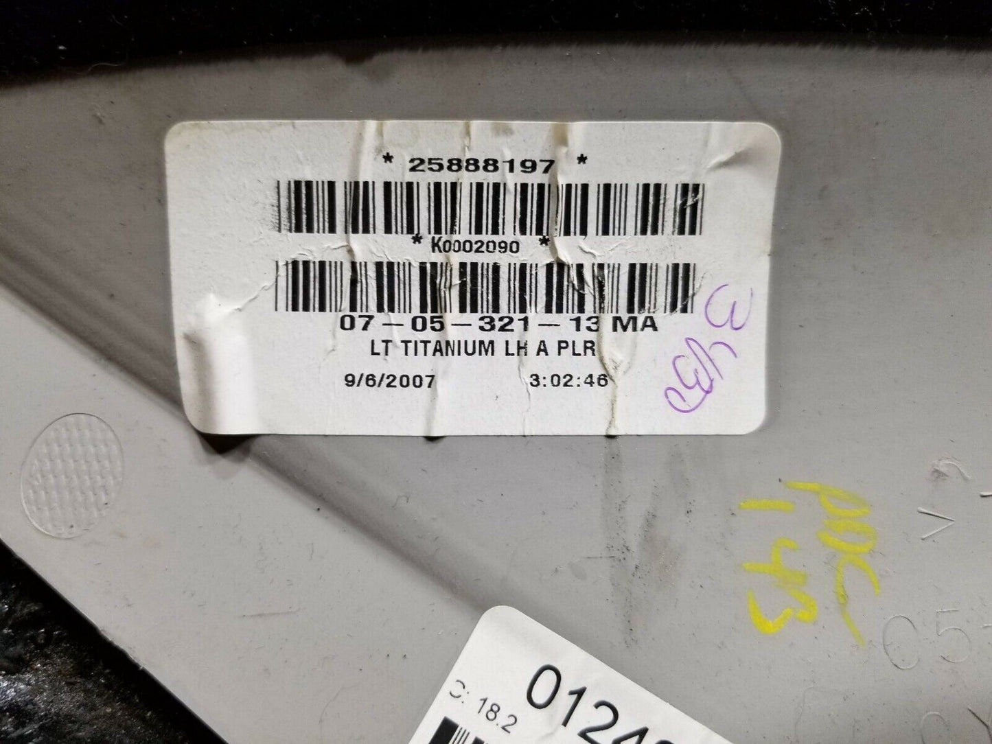 07 08 09 10 11 12 GMC Acadia Driver Left Interior Windshield A Pillar Trim OEM