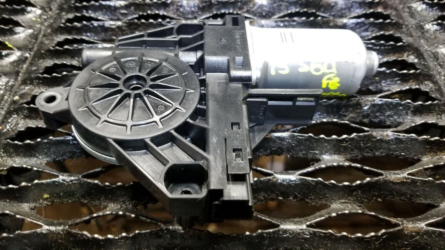 14 15 16 17 Volvo S60 Front Right Passenger Side Window Motor 966269-103 OEM 42k