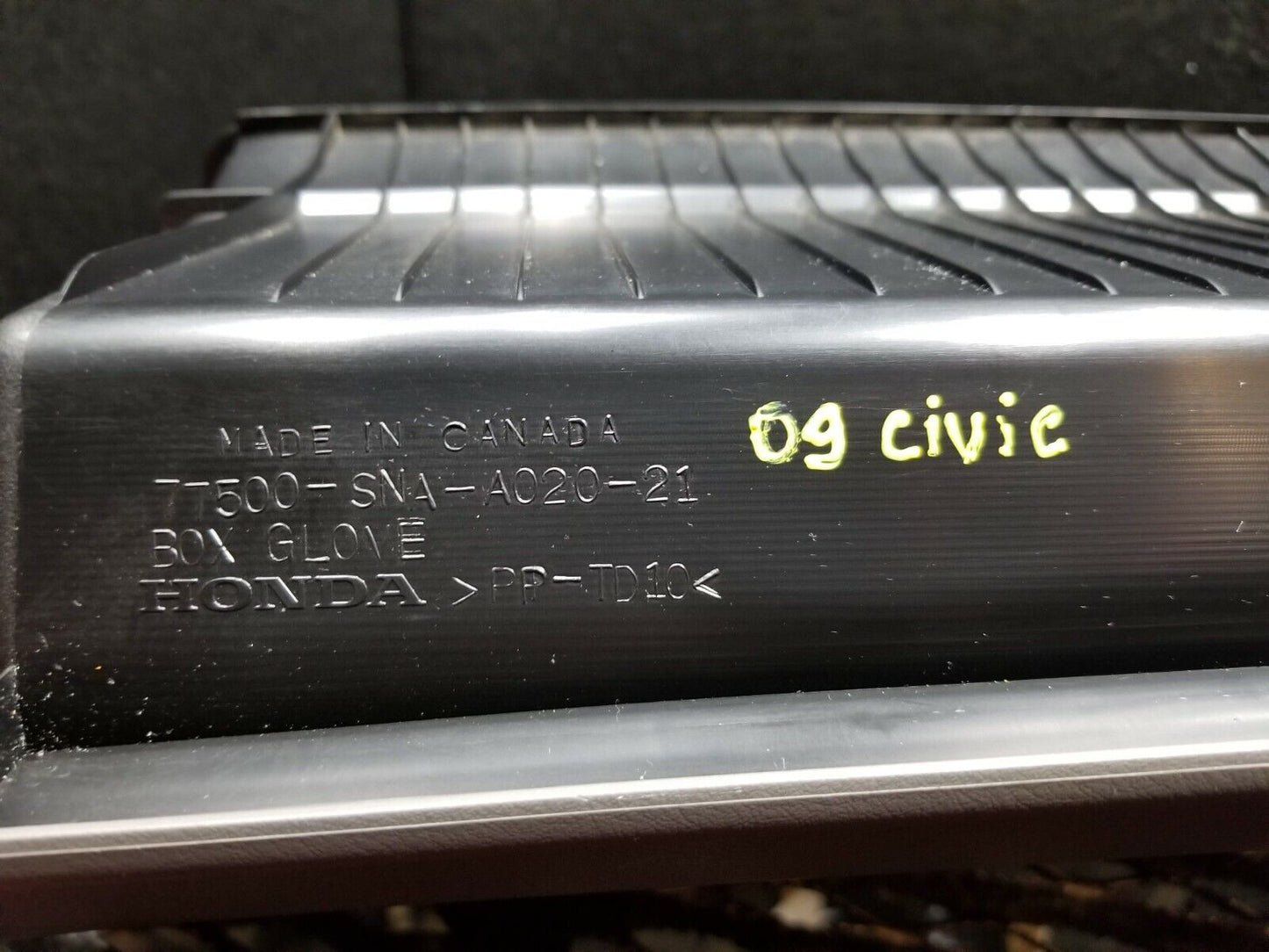 09 10 11 Honda Civic Coupe Glove Box OEM