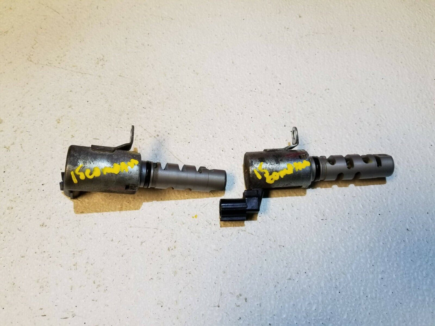 13 14 15 16 Jeep Compass 2.4l Vvt Variable Valve Timing Solenoid Pair OEM