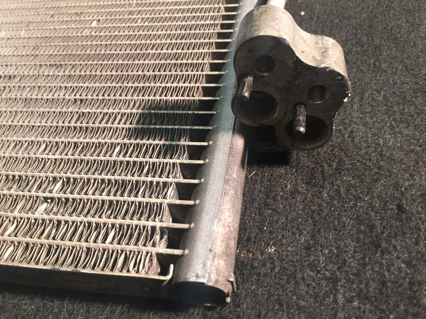 02 03 04 05 BMW 745i E65 AC A/c Radiator Condenser 8379885 OEM