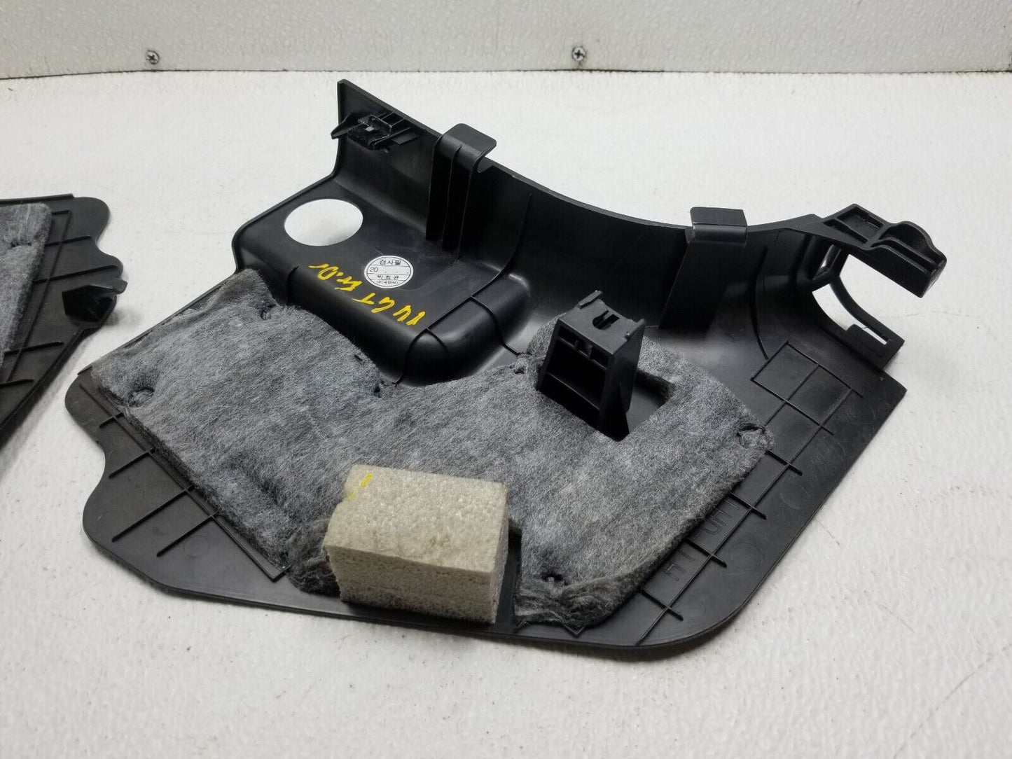 14 15 16 17 Hyundai Elantra Gt Front Kick Panel Cover Trim Left & Rigth Pair OEM