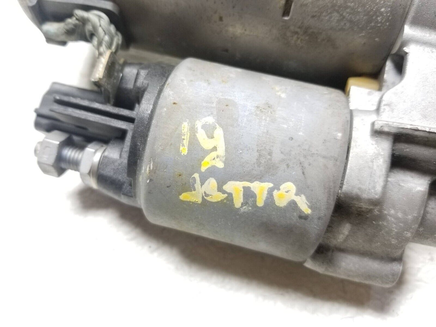 19 20 Volkswagen Jetta 1.4l Starter Motor 0am911023n OEM